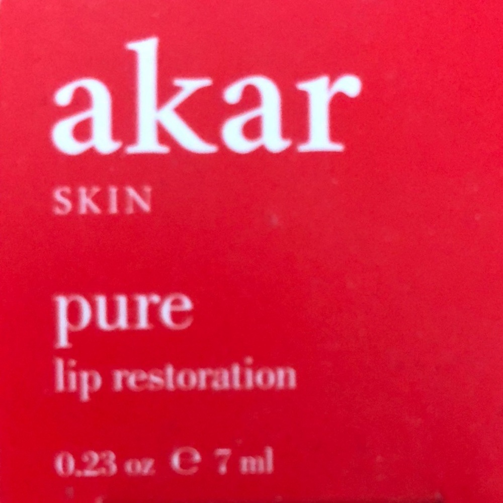 Akar Lip Restoration Treatment & Conditioner